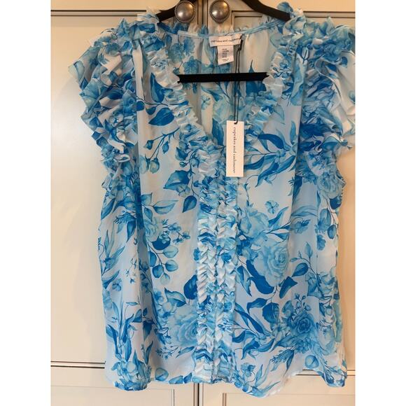 Cupcakes & Cashmere Floral Blue/White V-Neck Ruffle Blouse M NEW - Picture 2 of 4